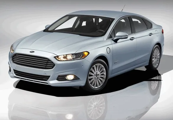 2015 FORD FUSION ENERGI PROBLEME
