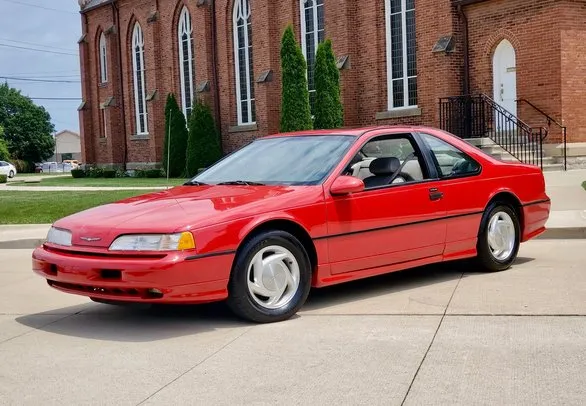 1997 FORD THUNDERBIRD PROBLEME